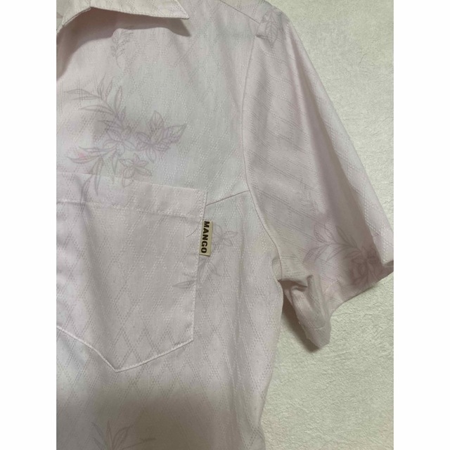 かりゆしウェア　Mサイズ　マンゴー レディースのトップス(シャツ/ブラウス(半袖/袖なし))の商品写真