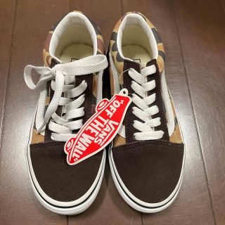 バンズボルト(VANS VAULT)の新品未使用　VANS 迷彩　キッズ18(スニーカー)