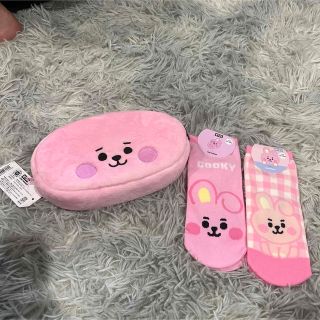 ビーティーイシビル(BT21)のbt21 COOKY セット　bts ポーチ(アイドルグッズ)