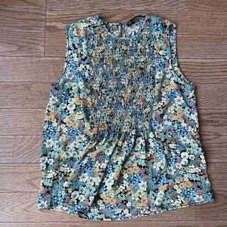 ザラ(ZARA)のZara トップス(カットソー(半袖/袖なし))