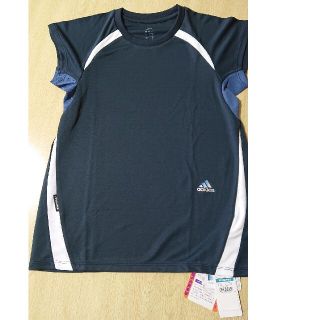 アディダス(adidas)のアディダス   Tシャツ  Sサイズ レディース(Tシャツ(半袖/袖なし))