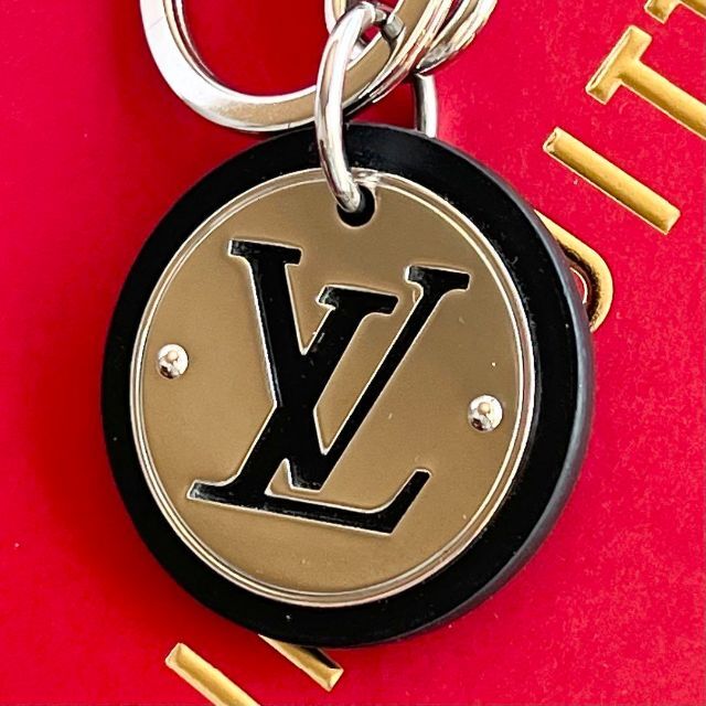 美品 ルイヴィトン ポルトクレLVサークル バッグチャーム M67362