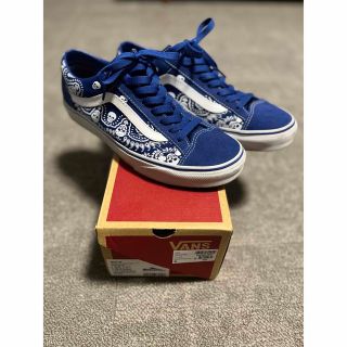 ヴァンズ(VANS)のVANS バンズ　ヴァンズ　オールドスクール　スカルバンダナ柄青色　27cm(スニーカー)