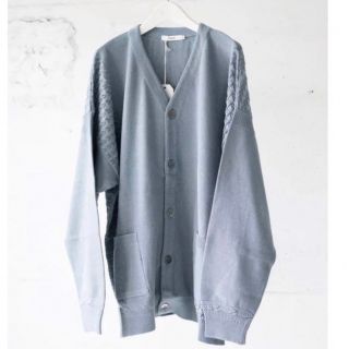 ワンエルディーケーセレクト(1LDK SELECT)のYASHIKI Unabara Cardigan PALE BLUE(カーディガン)