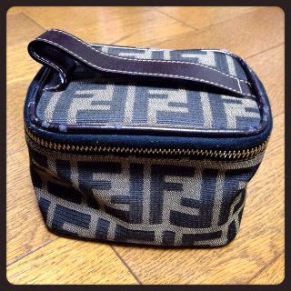 フェンディ(FENDI)の⚫︎FENDI ポーチ⚫︎(ポーチ)