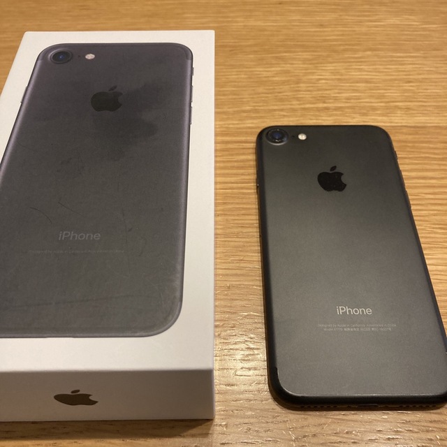 iPhone 7 32GB ブラック - スマートフォン本体