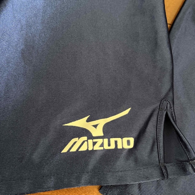 MIZUNO(ミズノ)のサッカー　ズボン　Mサイズ　青　ユニフォーム　USED スポーツ/アウトドアのサッカー/フットサル(ウェア)の商品写真