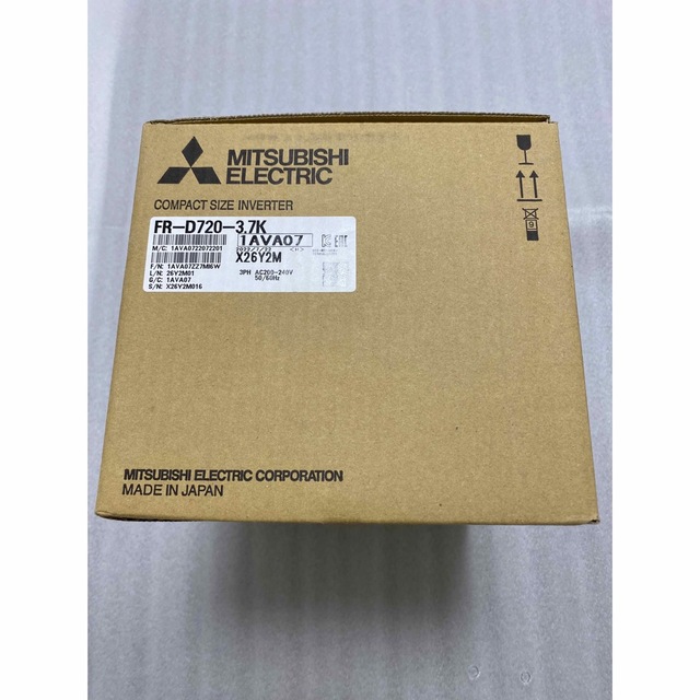 三菱電機(ミツビシデンキ)の三菱　インバータ　FR-D720-3.7K 2台 インテリア/住まい/日用品のインテリア/住まい/日用品 その他(その他)の商品写真