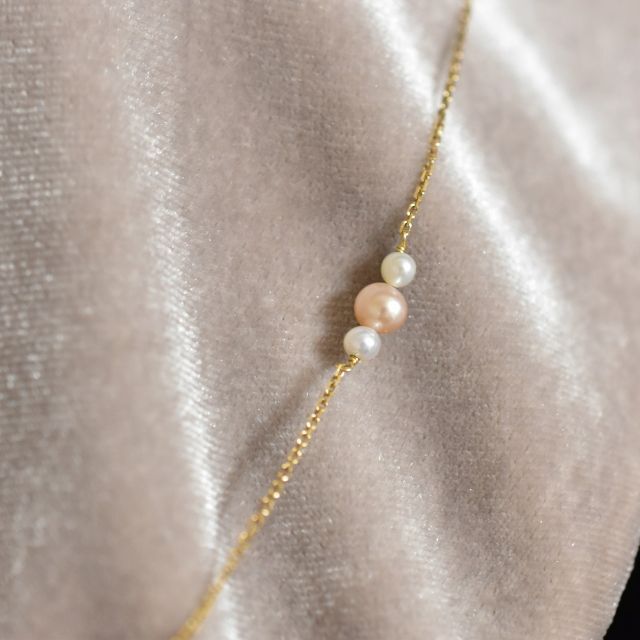 イタリア製 14K 14金 白とピンクの真珠のステーションネックレス ビンテージ