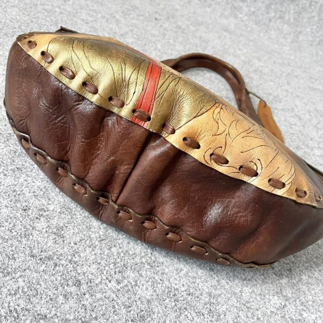 ART VINTAGE - 【vintage】リアルレザー 型押し ユニーク レトロ ART VINTAGE - 【vintage】リアルレザー 型押し ユニーク レトロ