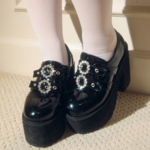 Bubbles - bubbles 厚底 靴の通販 by k|バブルスならラクマ Bubbles - bubbles 厚底 靴の通販 by k|バブルスならラクマ