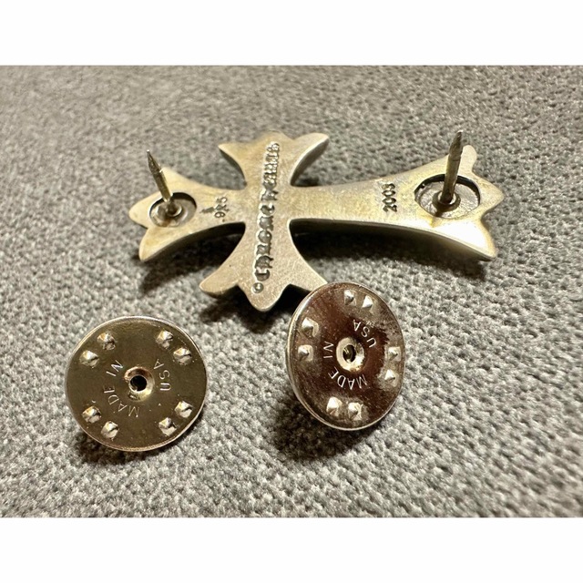 Chrome Hearts(クロムハーツ)の【専用】CHROME HEARTSクロムハーツ CH CROSS ピン 美品  メンズのアクセサリー(その他)の商品写真