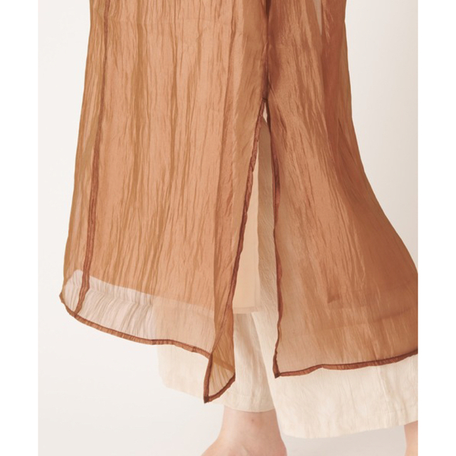 natural couture(ナチュラルクチュール)のシルキーシアーシャツ レディースのワンピース(ロングワンピース/マキシワンピース)の商品写真