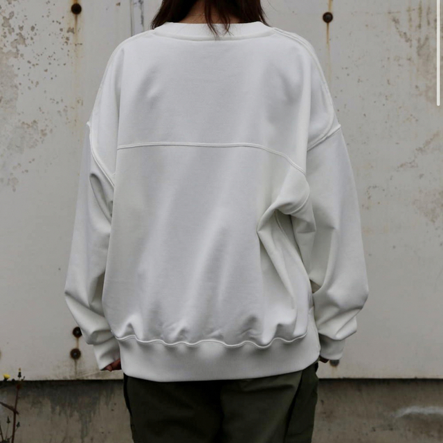 YOKE 18aw OVERSIZED PIPPING SWEAT