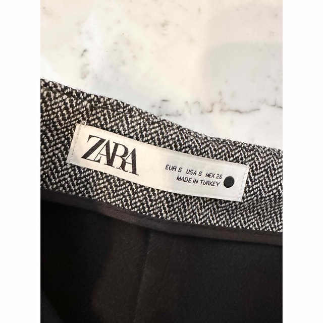 ZARA(ザラ)のZARAロングスカート レディースのスカート(ロングスカート)の商品写真