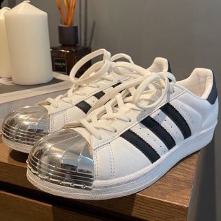 アディダス(adidas)の【GW限定】adidasスニーカー　スーパースター　メタルトゥ(スニーカー)