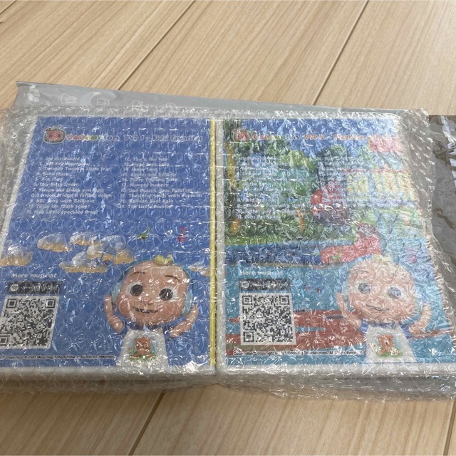 ココメロン　CoComelon  DVD 新品　2枚セット　バラ売り可能 エンタメ/ホビーのDVD/ブルーレイ(キッズ/ファミリー)の商品写真