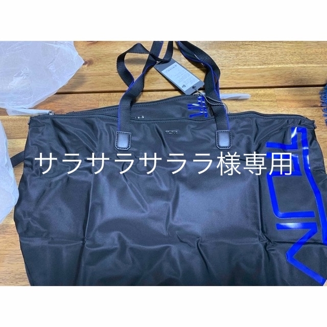 TUMI(トゥミ)のTUMI JUSTINCASETRAVELTOTE   メンズのバッグ(ビジネスバッグ)の商品写真