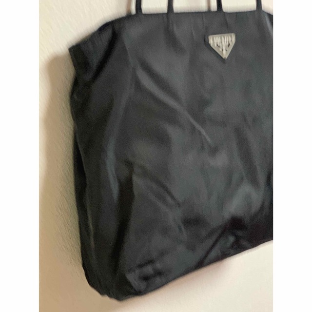PRADAプラダトートバッグ肩掛け可能 黒 PRADAプラダトートバッグ肩掛け可能 黒