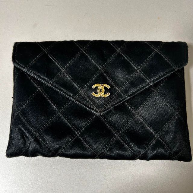 CHANEL(シャネル)のCHANEL シャネル サテン ビコローレ 財布 ココマーク マトラッセ 黒 レディースのファッション小物(財布)の商品写真