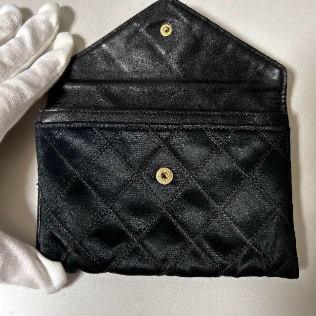 CHANEL(シャネル)のCHANEL シャネル サテン ビコローレ 財布 ココマーク マトラッセ 黒 レディースのファッション小物(財布)の商品写真