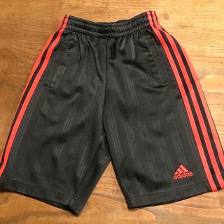 アディダス(adidas)のadidas 130  ハーフパンツ(パンツ/スパッツ)