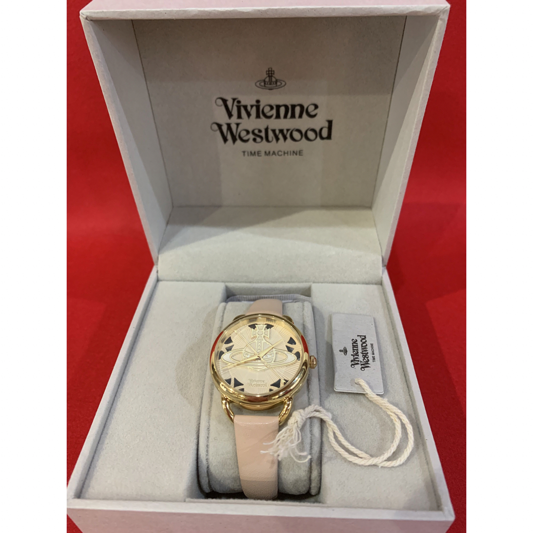 極美品 VV111SL ViVienne Westwood 時計 ホワイトシェル