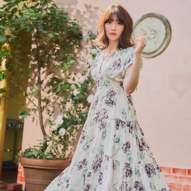 Her lip to(ハーリップトゥ)のHerlipto   Full of Love Long Dress レディースのワンピース(ロングワンピース/マキシワンピース)の商品写真