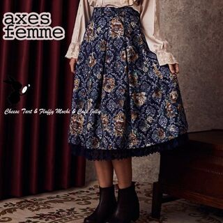 アクシーズファム(axes femme)のaxes femme Nostalgie ローズオーナメント柄スカート(ひざ丈スカート)