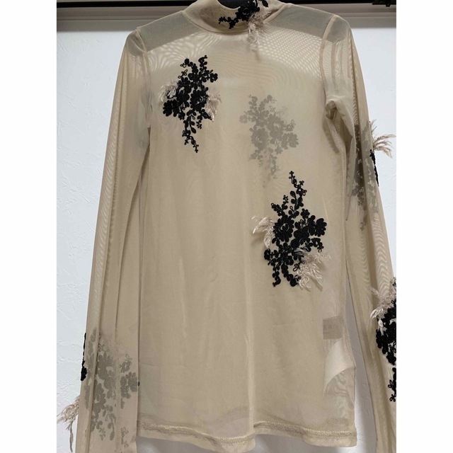 Ameri UND FUR EMBROIDERY SKIN TOP 美品-