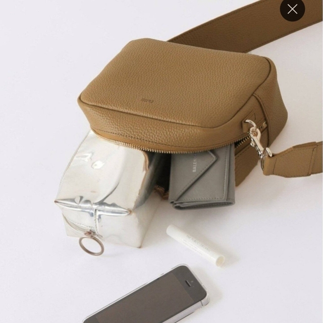 Noble(ノーブル)のはる様専用‼️新品タグ付き✨chiiii ワイドベルトボストン レディースのバッグ(ショルダーバッグ)の商品写真