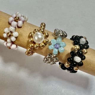 ビーズリング　ハンドメイド(リング)