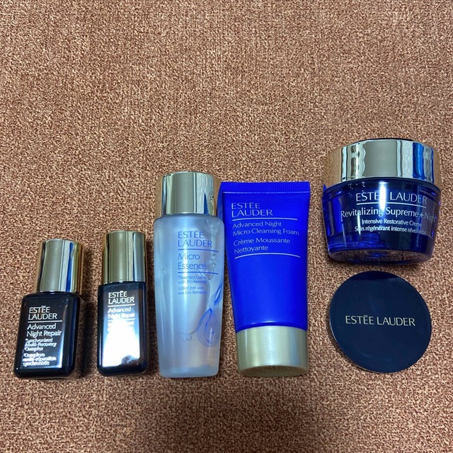 Estee Lauder(エスティローダー)の値下げ‼︎新品❤︎エスティローダー❤︎豪華❤︎6点セット コスメ/美容のキット/セット(サンプル/トライアルキット)の商品写真