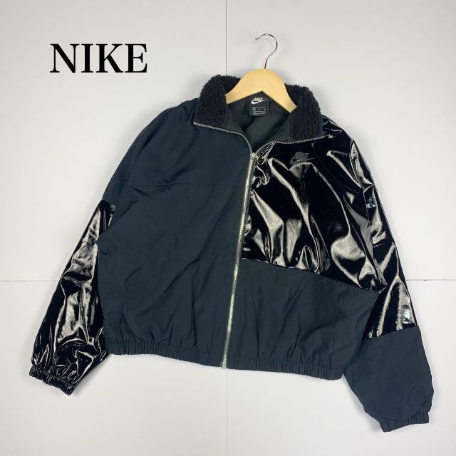 早いもの勝ち　Sacai  Nike レディースパーカー　完売品