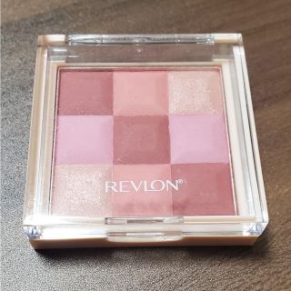 レブロン(REVLON)のREVLON ブラッシュ＆イルミネーターパレット002(チーク)