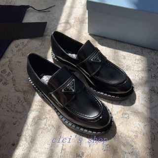プラダ ローファー/革靴(レディース)(レザー)の通販 200点以上 プラダ ローファー/革靴(レディース)(レザー)の通販 200点以上