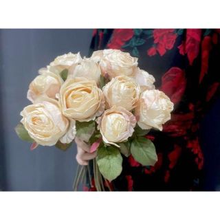 リアル♡アートフラワー 薔薇♡造花 ローズ アンティーク  A クリーム色 はな(その他)