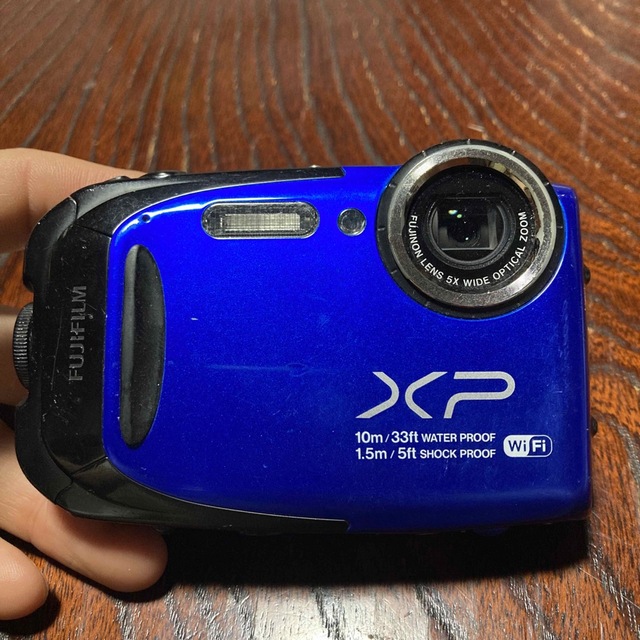 富士フイルム最安値　FUJIFILM finepix XP70 　交渉可能