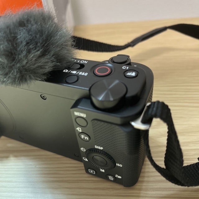 SONY(ソニー)のSONY  デジタル一眼カメラ VLOGCAM ZV-E10 スマホ/家電/カメラのカメラ(ミラーレス一眼)の商品写真