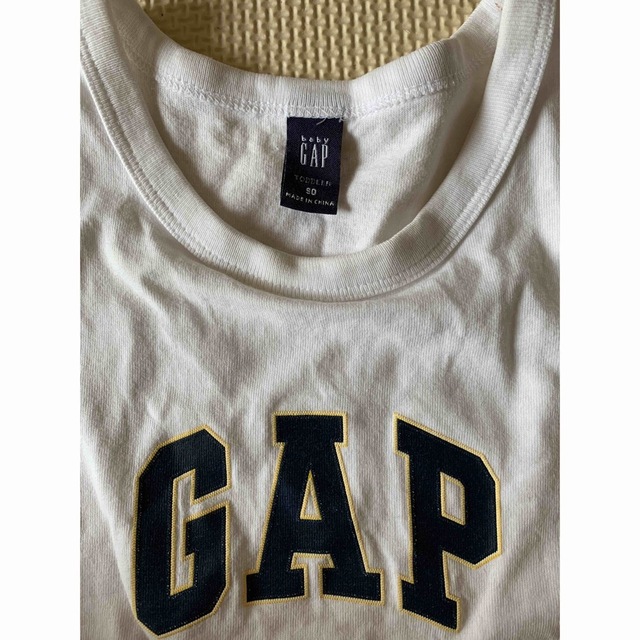 babyGAP(ベビーギャップ)のGAP タンクトップ キッズ/ベビー/マタニティのキッズ服男の子用(90cm~)(Tシャツ/カットソー)の商品写真