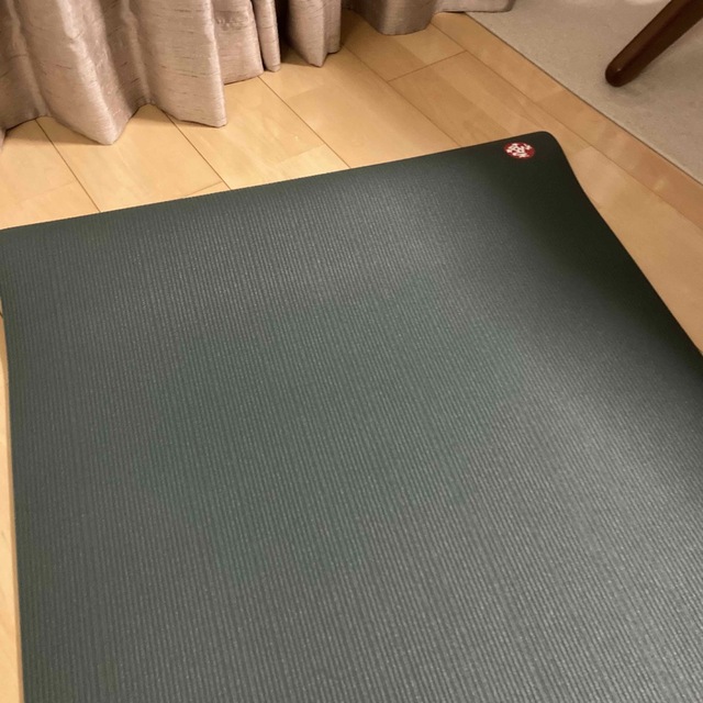 manduka(マンドゥカ)のマンドゥカ ヨガマット Manduka PRO 6mm  スポーツ/アウトドアのトレーニング/エクササイズ(ヨガ)の商品写真