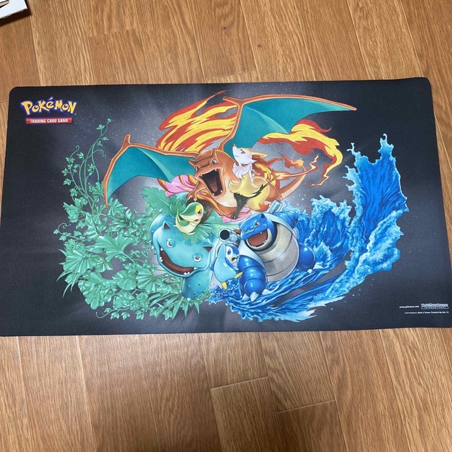 ポケモン - 海外版 公式 プレイマット ポケモン 御三家 プレミアム