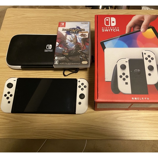 Nintendo Switch 有機EL＋桃鉄&モンハン