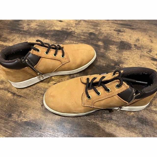 新品　未使用　VANSのスエードブーツ