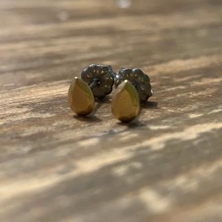 美品 lanterna ピアス(ピアス)