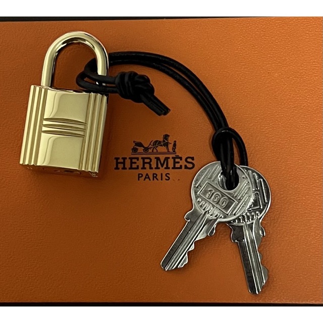 HERMES エルメス　カデナ　南京錠