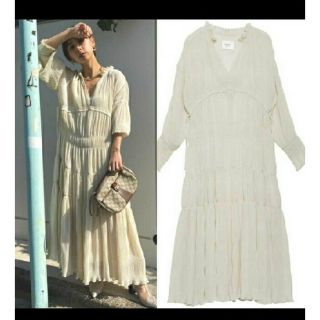 アメリヴィンテージ(Ameri VINTAGE)のアメリヴィンテージ　SHIRRING PLEATS DRESS(ロングワンピース/マキシワンピース)