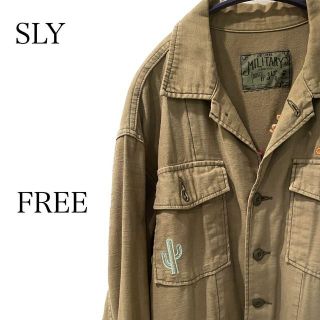 スライ(SLY)の送料無料　スライ　SLY ミリタリージャケット　カーキ　メンズライク　トップス(ミリタリージャケット)