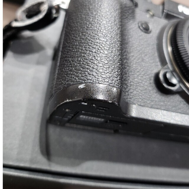 富士フイルム(フジフイルム)の富士フイルム XT-2 スマホ/家電/カメラのカメラ(ミラーレス一眼)の商品写真