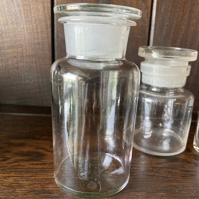 アンティークガラス瓶３点 エンタメ/ホビーの美術品/アンティーク(ガラス)の商品写真